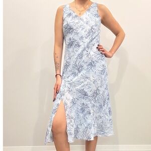 Light Blue Botanical Print V-Neck Midi Dress with Side Slit